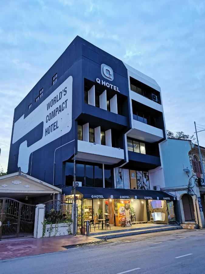 Q Capsule Hotel George Town Buitenkant foto